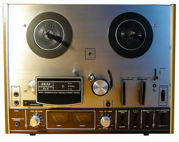 AKAI 4000DS-mk2